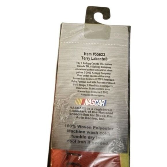 Terry Labonte 28” x 40” NASCAR Die-Cut Flag *New* - Picture 4 of 4